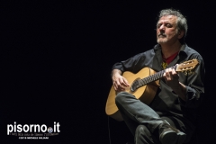 Roberto Vecchioni live @ Teatro Della Pergola (Firenze, 1 Aprile 2015)05