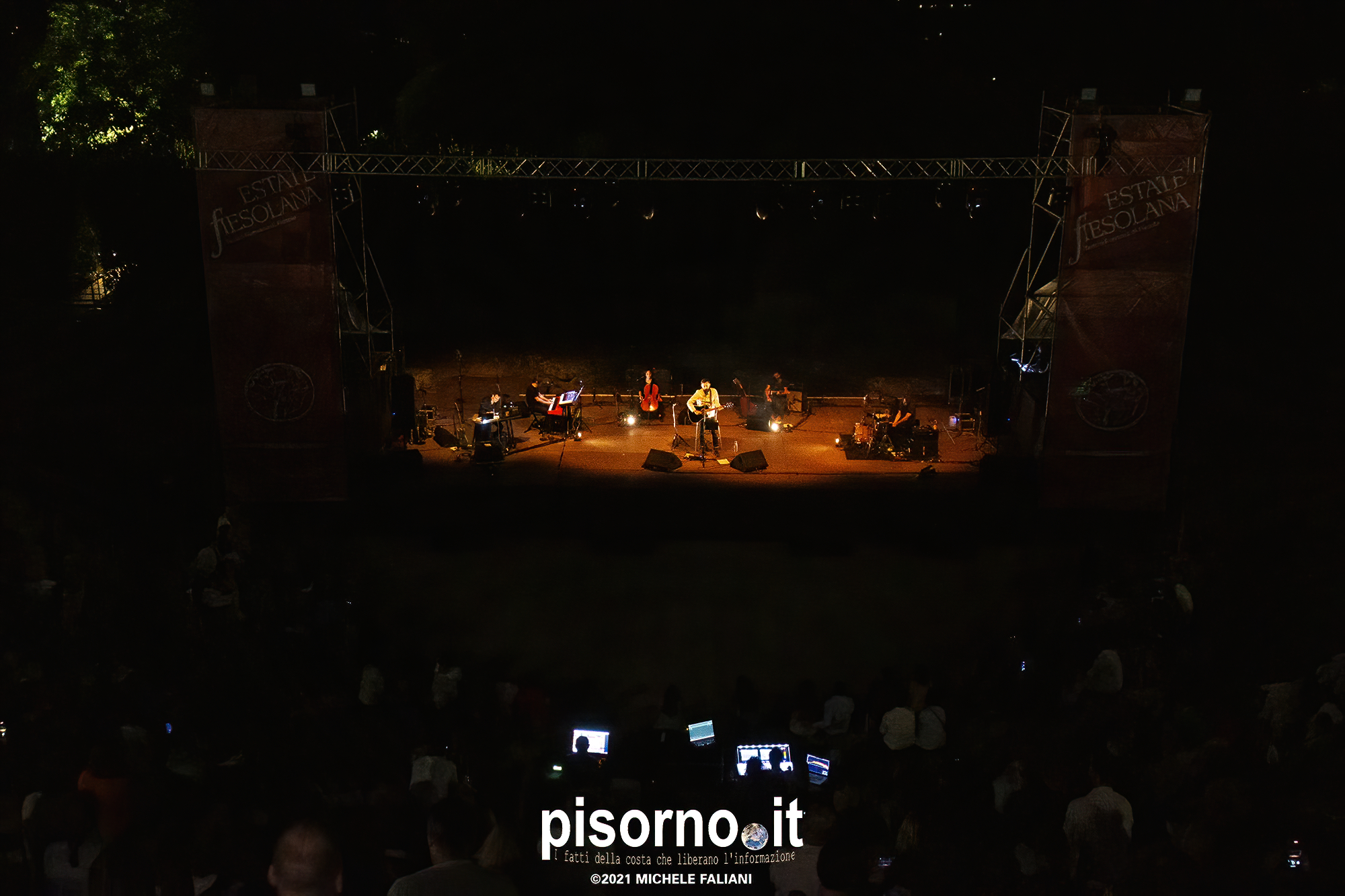 Vasco-Brondi-live-@-Estate-Fiesolana-30-Giugno-2021-01