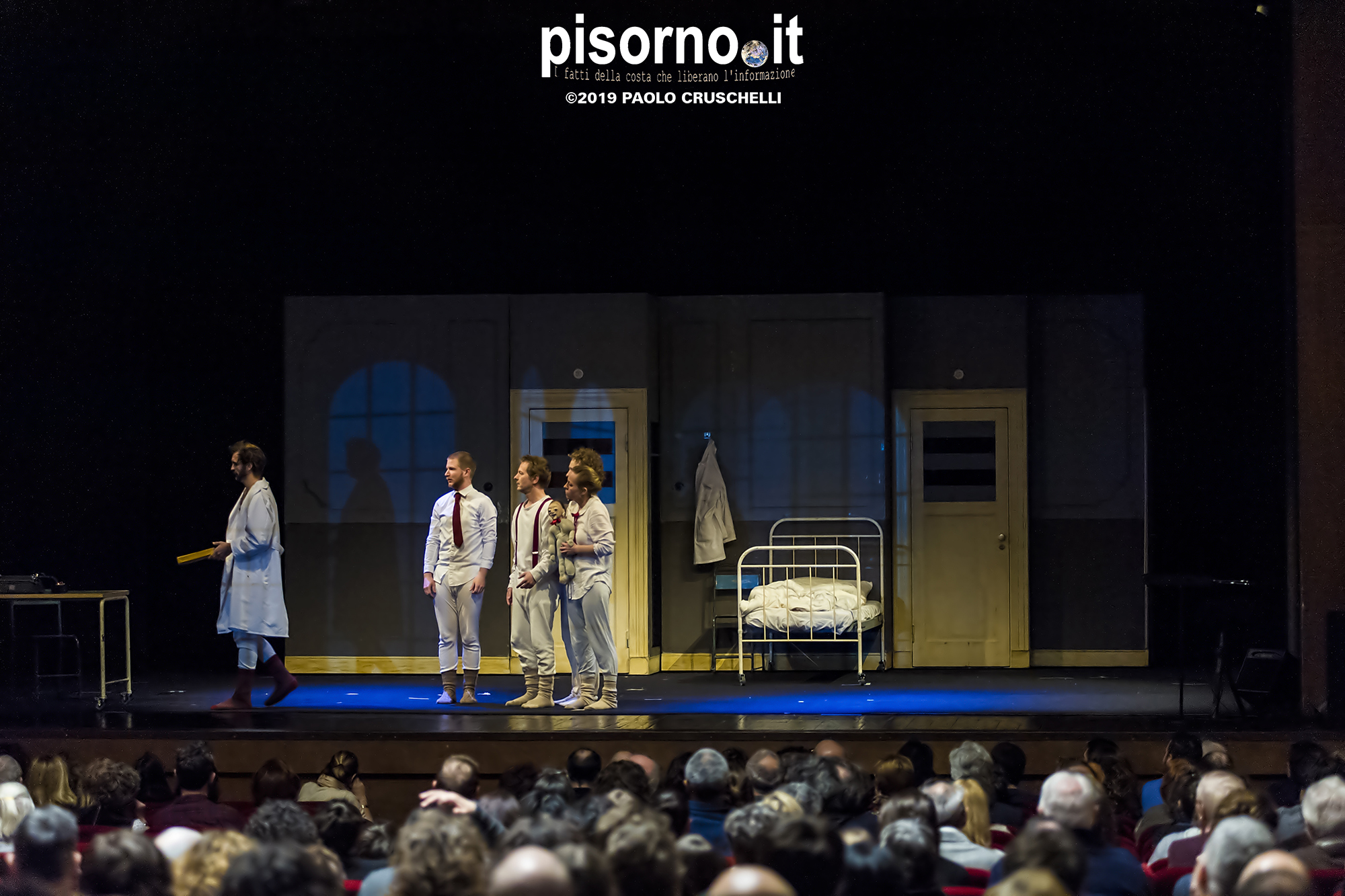 Familie Flöz - Dr. Nest (Firenze, Teatro Puccini, 10 Marzo 2019)