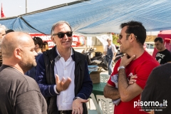 Il Presidente della Regione Toscana Enrico Rossi al presidio dei lavoratori di Grandi Molini Italiani di Livorno