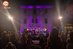 Francesco Baccini con Mauro Ottolini e Orchestra Ottovolante live @ Grey Cat Festival, Castelnuovo Val di Cecina, 7 Agosto 2025